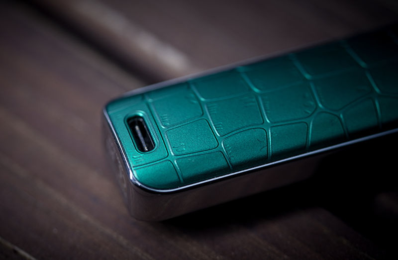 LUXE Q